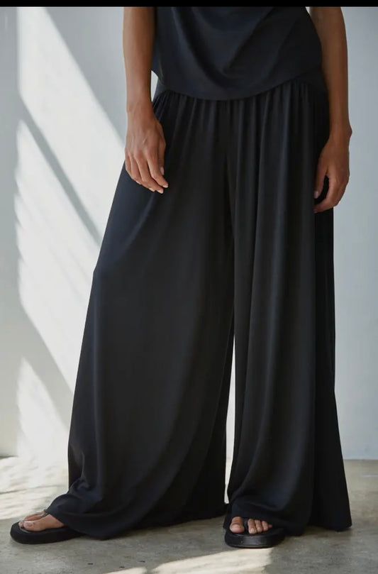 Flow Spandex Straight Leg Pant